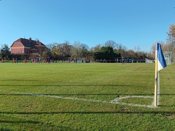 Sportplatz Süßenbrunn - Wien