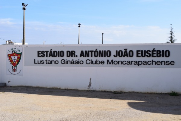 Estádio Dr. António João Eusébio - Moncarapacho
