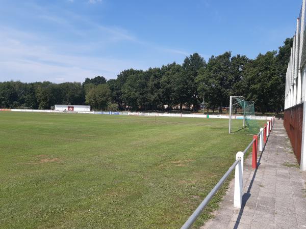 Sportanlage Neuscharreler Straße B-Platz - Saterland-Sedelsberg