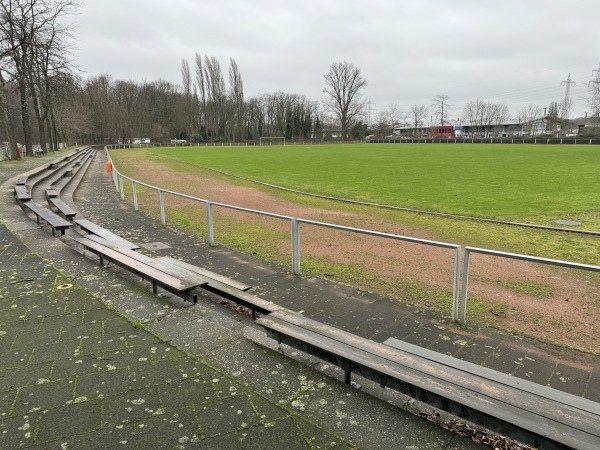 Bezirkssportanlage Vennhauser Allee - Düsseldorf-Eller