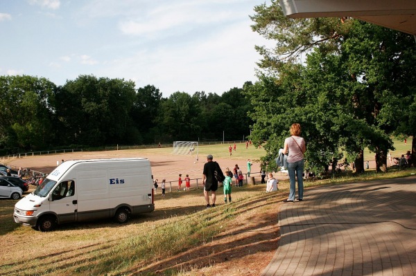 Sportplatz Lüdersdorf - Lüdersdorf-Wahrsow