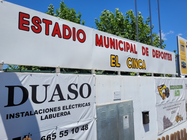 Estadio Municipal de Desportes El Cinca - Aínsa, AR