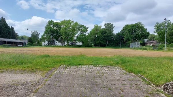 Sportplatz Cäcilienhöhe - Recklinghausen-Cäcilienhöhe Sportplatz Cäcilienhöhe - Recklinghausen-Cäcilienhöhe