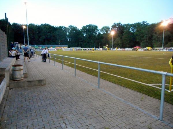 Friedrich Chomas Stadion am Eichelgarten - Haßloch