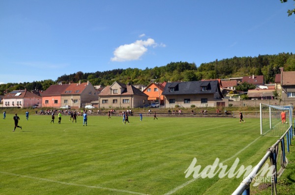 Fotbalové hřiště FK Brandýsek - Brandýsek