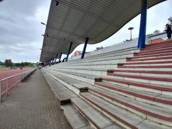 Rostocker Leichtathletikstadion im Sportforum - Rostock-Hansaviertel