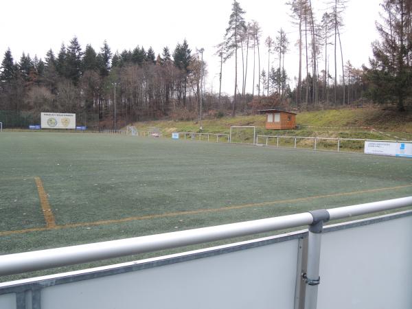 Sportplatz am Bürgerhaus - Schlangenbad-Hausen
