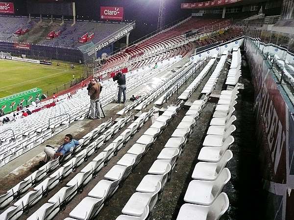 Estadio ueno Defensores del Chaco - Asunción