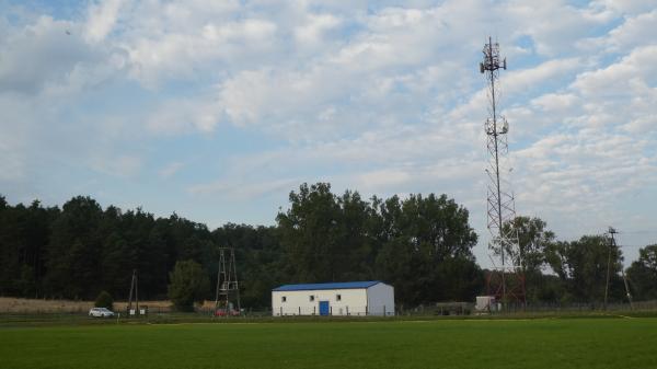 Boisko w Budachowie - Budachów-Kolonia