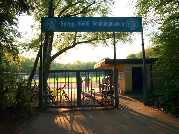 Sportplatz Schimmelsheider Park - Recklinghausen-König Ludwig