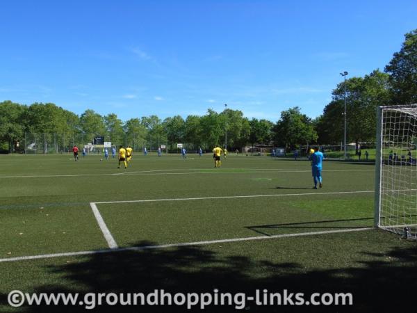 Römerstadion Nebenplatz 1 - Ladenburg