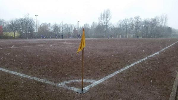 Sportanlage Karl-Arnold-Ring Platz 2 (alt) - Hamburg-Wilhelmsburg