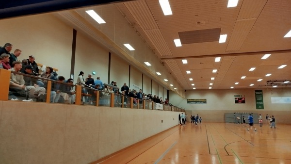 Sporthalle Issum - Issum