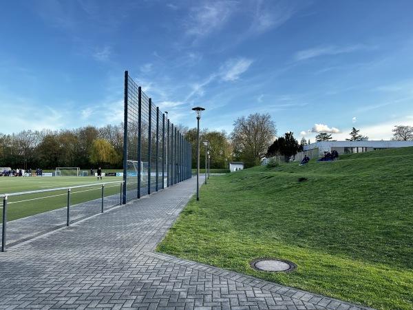 Hubert-Schäfer-Sportpark - Neuss-Weissenberg