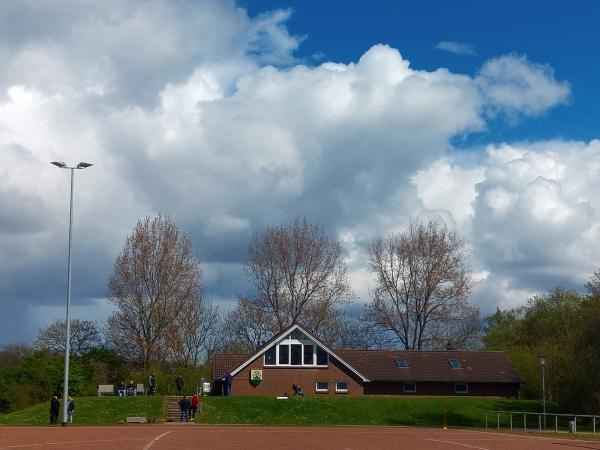 Sportplatz Finksweg - Hamburg-Finkenwerder