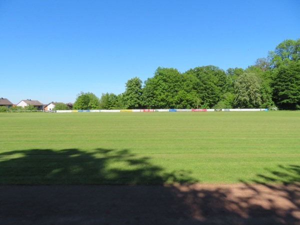 Waldstadion Schöne Aussicht - Giesen