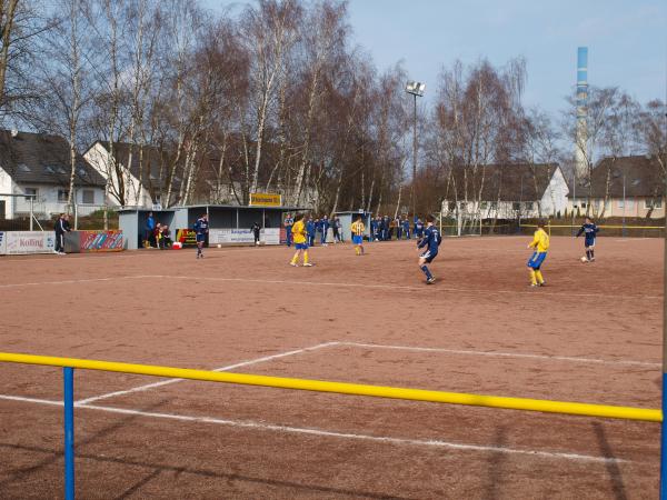 Sportplatz Cathostraße - Essen/Ruhr-Bergeborbeck