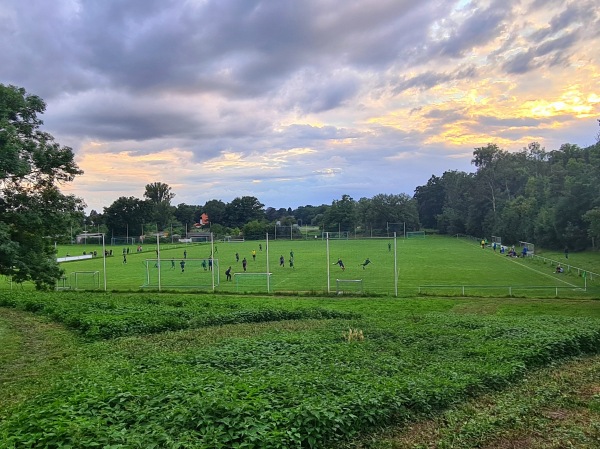 Alfred-Kunze-Sportpark Platz 6 - Leipzig-Leutzsch