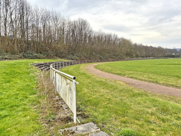 Sportzentrum Binnerfeld-Stadion - Arnsberg-Neheim