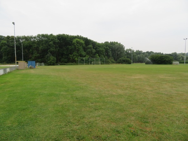 Mühlenstadion B-Platz - Giesen-Hasede