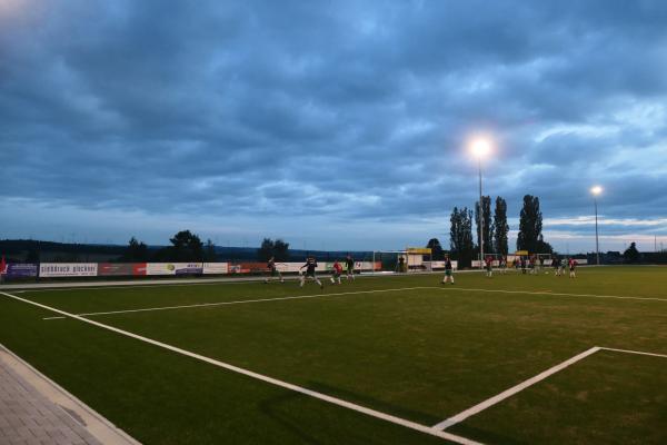 Sportplatz an der Schule - Gondershausen