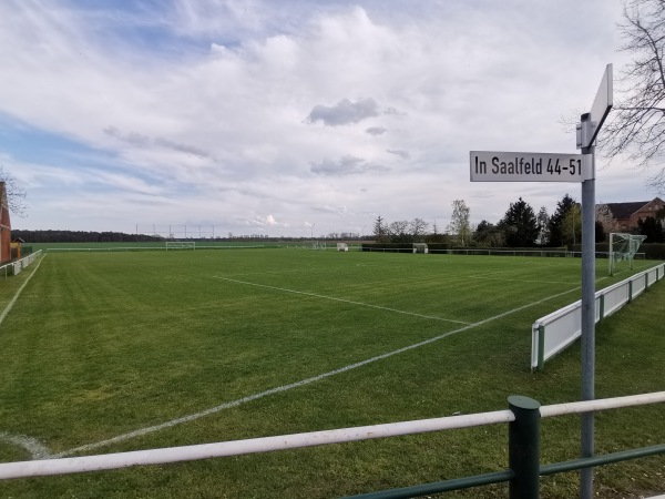 Sportplatz Saalfeld - Apenburg-Winterfeld-Saalfeld