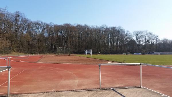 TuS-Anlage im Sportpark Höhenberg - Köln-Höhenberg