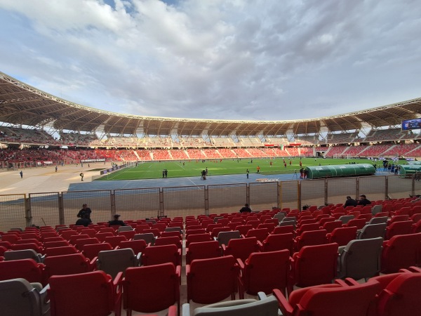 Stade Miloud Hadefi - Wahrān (Oran)
