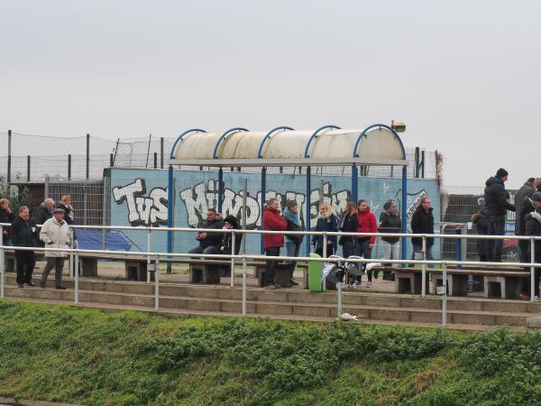 Herbert-Huben-Kampfbahn - Duisburg-Mündelheim