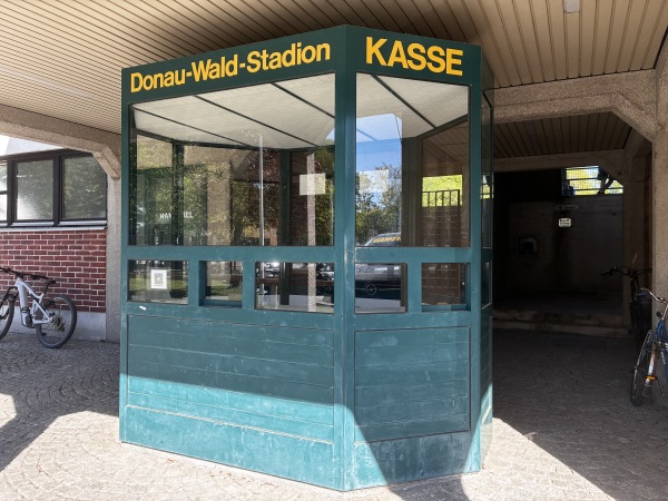 Donau-Wald-Stadion im Berthold-Heckscher-Sportzentrum - Deggendorf