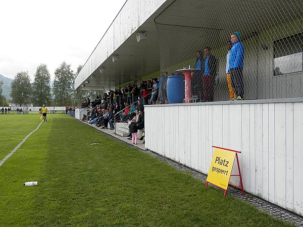 Ehemaliger Zustand: Clubheim abgebrannt