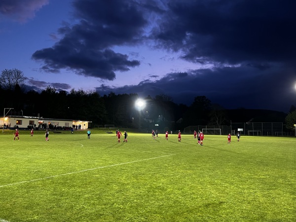 Sportplatz am Schwimmbad - Windesheim