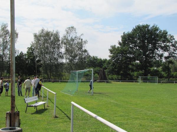 Sportplatz Zwenkauer Straße - Böhlen-Großdeuben