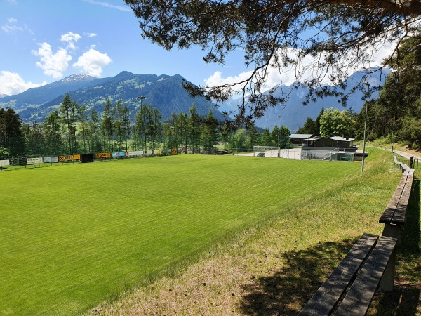 Sportplatz Wiesle - Karres