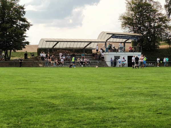 Sportplatz an der Gemeindehalle - Hardthausen/Kocher-Lampoldshausen