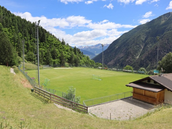 Sportplatz Taufers im Münstertal - Taufers im Münstertal (Tubre)