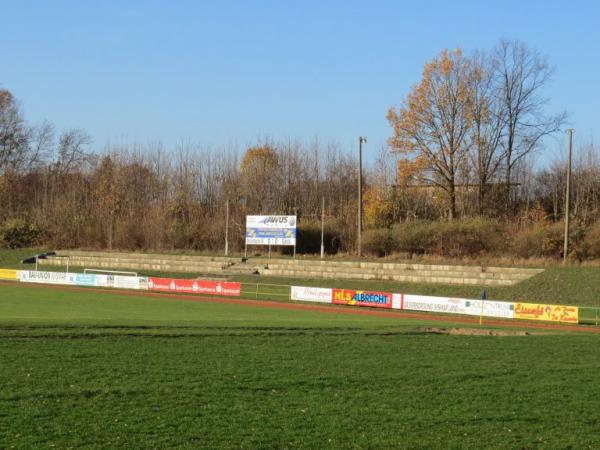 Stadion an der Mühle - Dorf Mecklenburg