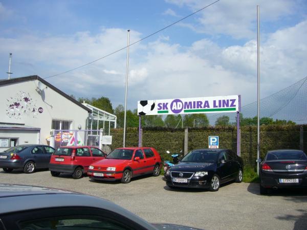 Bachlbergstadion - Linz
