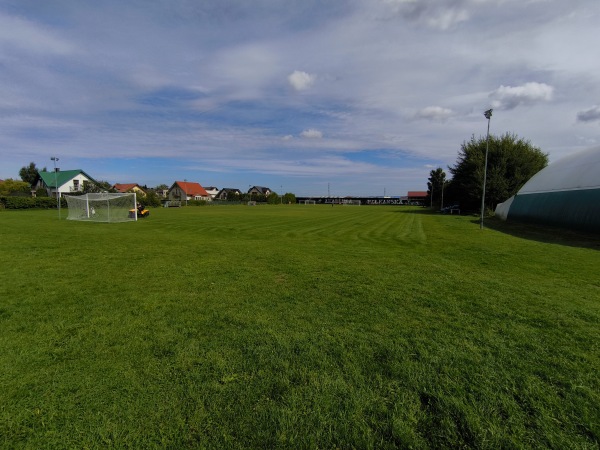 Stadion MOKSiR boczne boisko 1 - Reda