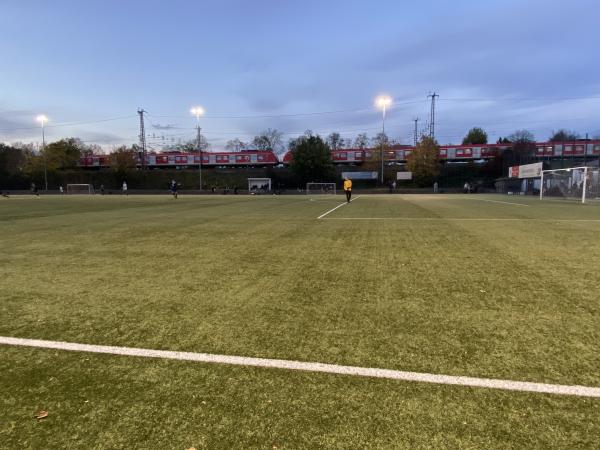 Sportplatz Seeheimer Weg - Düsseldorf-Oberbilk