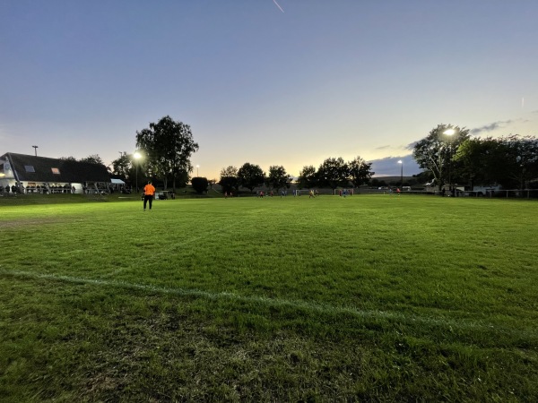 Sportplatz am Weiher - Büdingen-Rohrbach