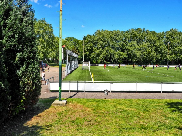 Roj-Stadion - Dortmund-Nordmarkt