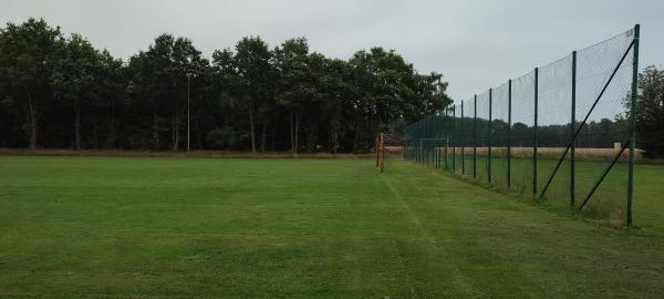 Sportanlage im Suttorf B-Platz - Neustadt/Rübenberge-Suttorf