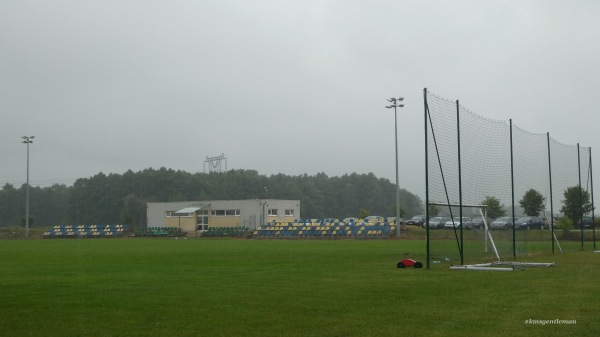 Stadion KS Łozina - Łozina