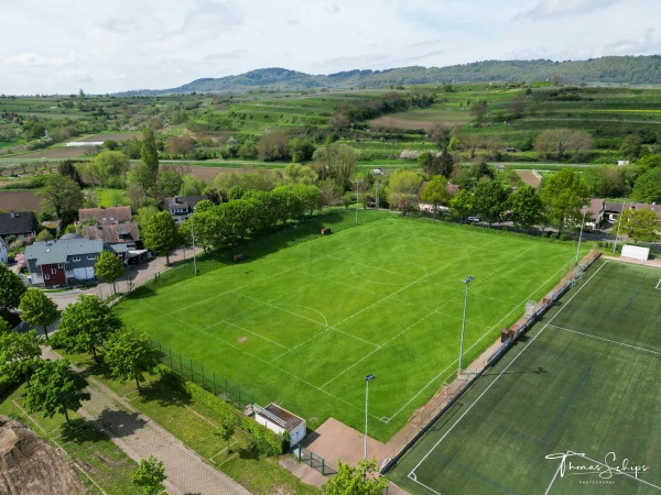 Kaiserstuhlstadion Nebenplatz 2 - Bahlingen/Kaiserstuhl
