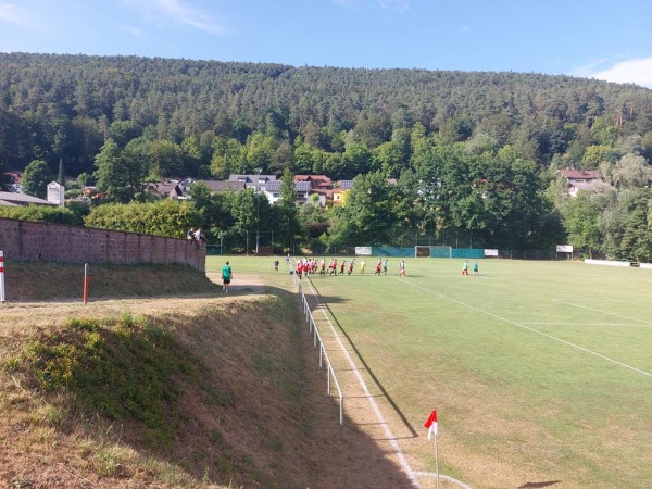 Sportplatz Am Weinberg - Weilbach/Unterfranken-Weckbach