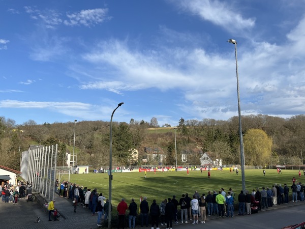 Sportplatz Am Höfchen - Contwig-Stambach