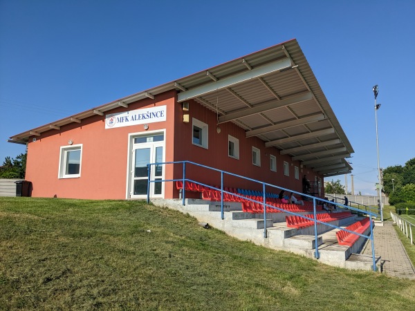 Futbalové ihrisko Alekšince - Alekšince