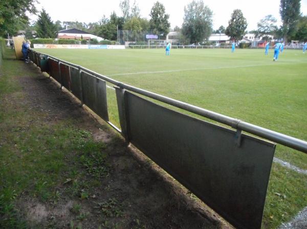 Sportanlage Am Unteren Griesweg - Lustadt-Auf der Büsche