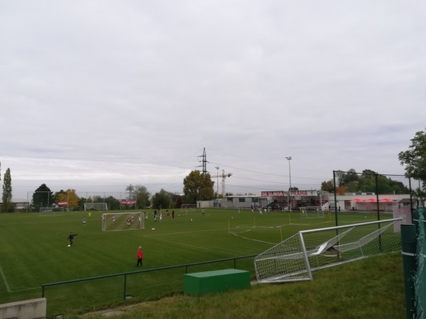 Stadion SK Horní Měcholupy - Praha-Horní Měcholupy
